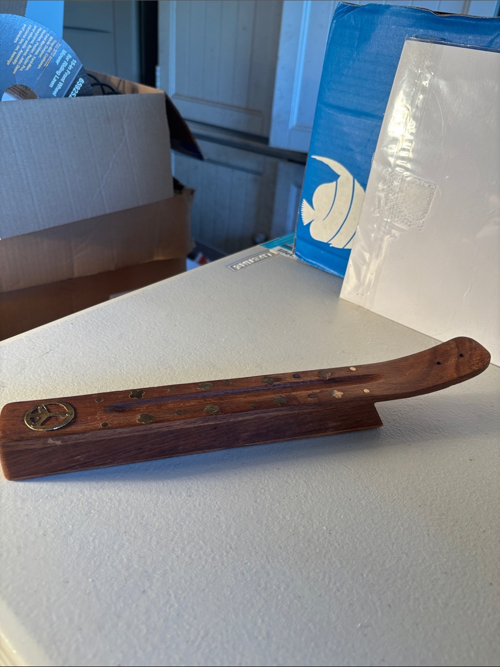 VTG Classic Wood Incense Burner Holder Peace Sign With Brass Inlays- Brown